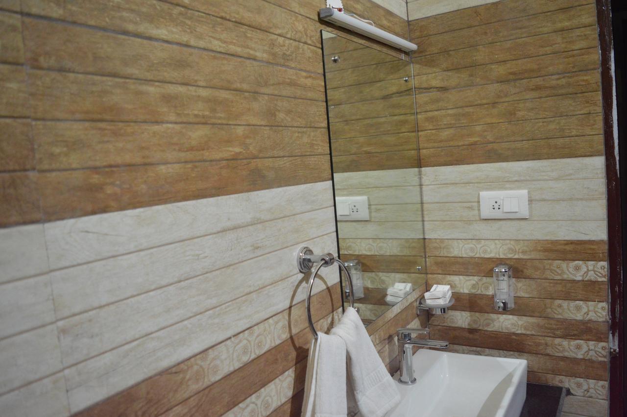 בודהגאיה Hotel Mariya מראה חיצוני תמונה